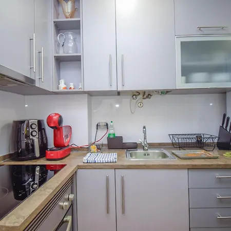 아파트 Charming Near Metro