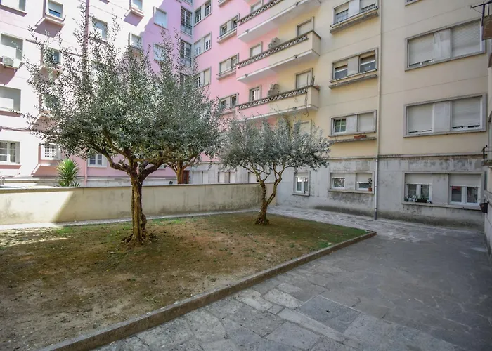 Apartamento Charming Near Metro Lisboa